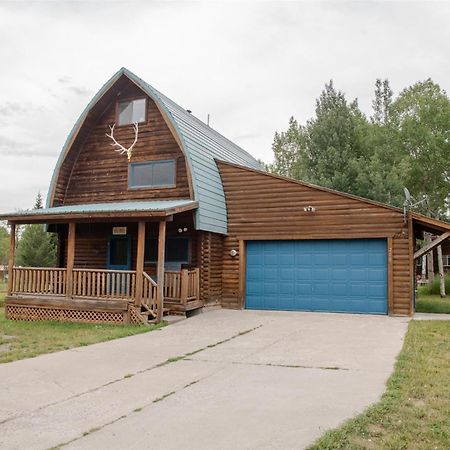 Blue Spruce Cabin Villa West Yellowstone Exterior photo